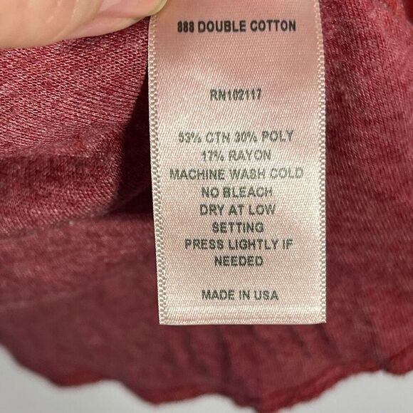 North Star Base Red Hi-Low Hem Rayon Blend Long Sleeved V-Neck T-Shirt Top Small - Picture 3 of 6